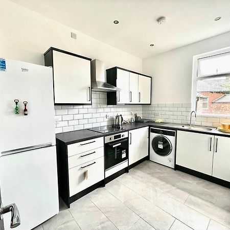 Entire Yellowapt Near Belfast City Centre - Free Parking - Up To 3 Guests - 2 Beds Bagian luar foto