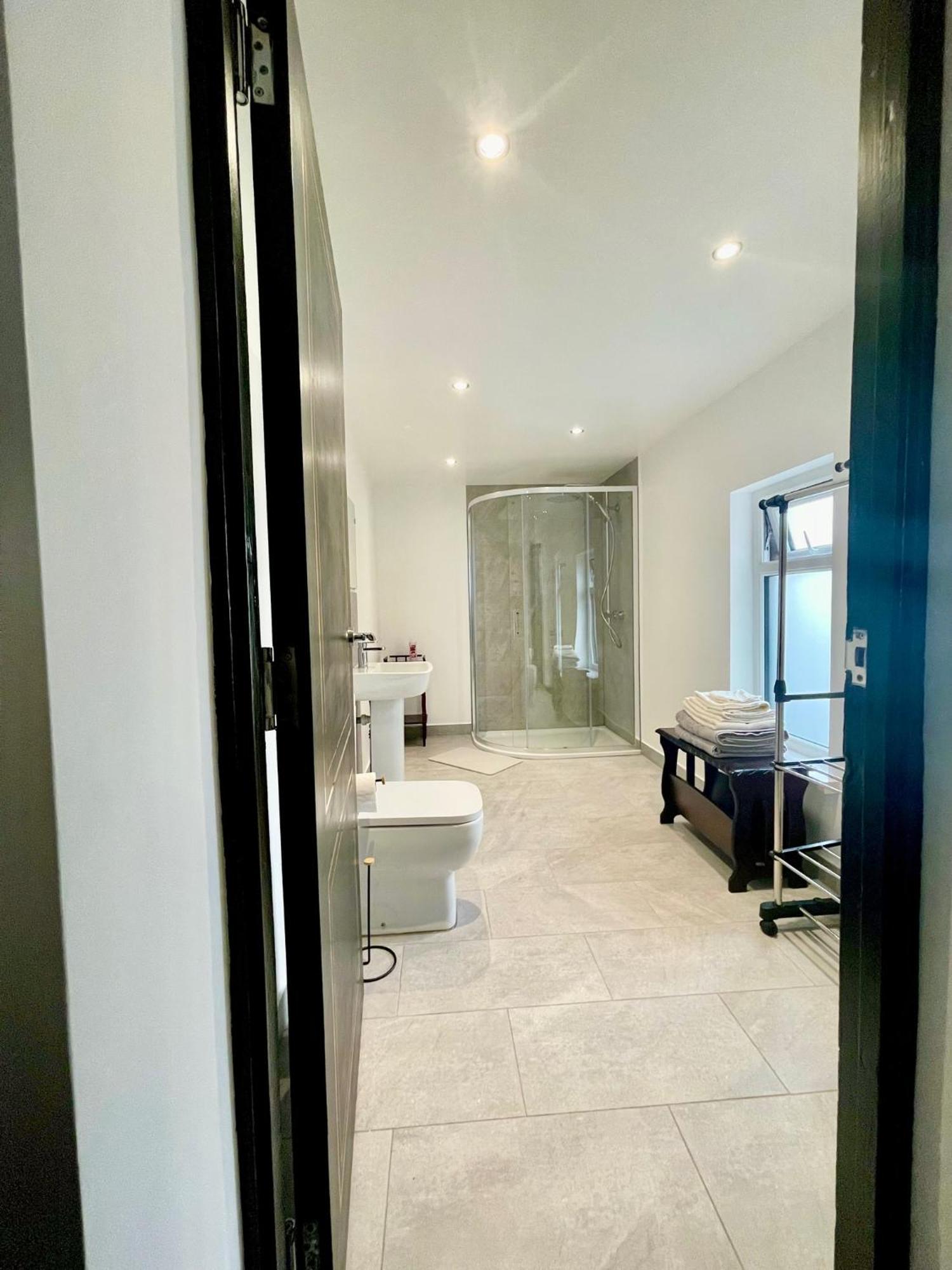 Entire Yellowapt Near Belfast City Centre - Free Parking - Up To 3 Guests - 2 Beds Bagian luar foto